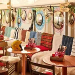 فندق Mama Shelter