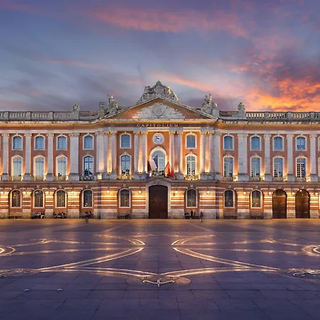 ホテル Mama Shelter 4*