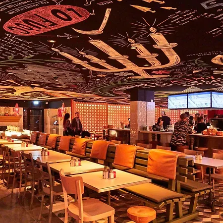 Mama Shelter ホテル 4*