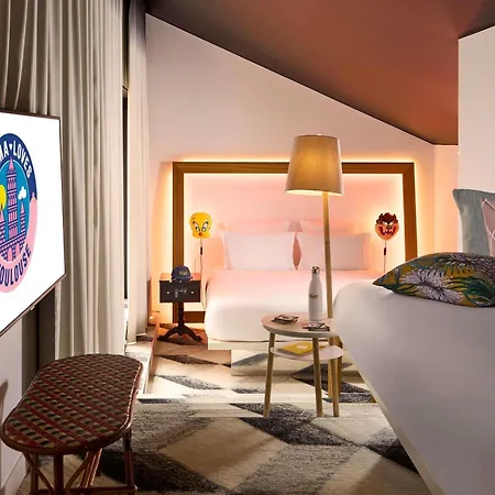 Hotel Mama Shelter 4*