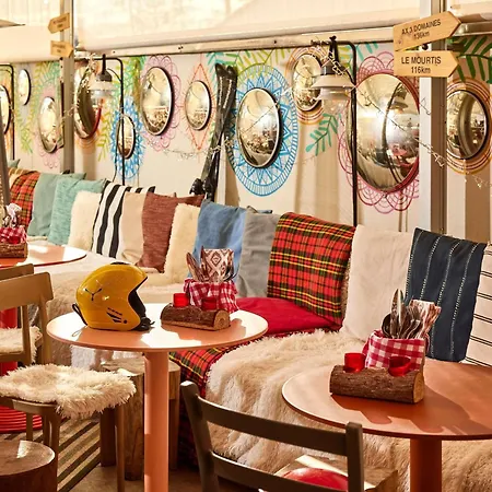 Hotell Mama Shelter