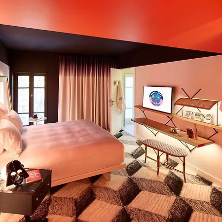 Mama Shelter Hotel 4*