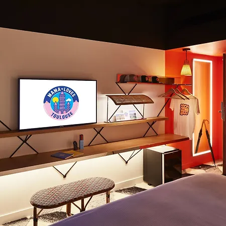 Mama Shelter Hotel 4*