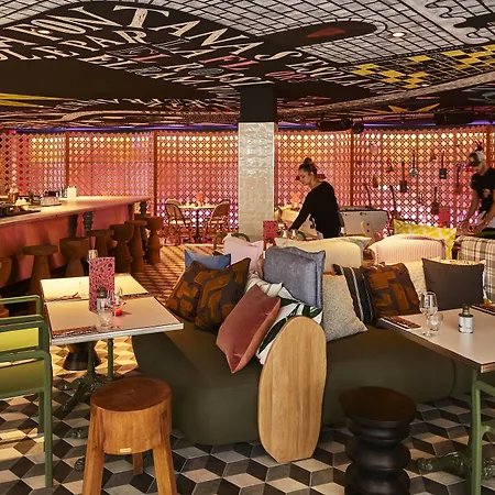 Mama Shelter Hotel 4*
