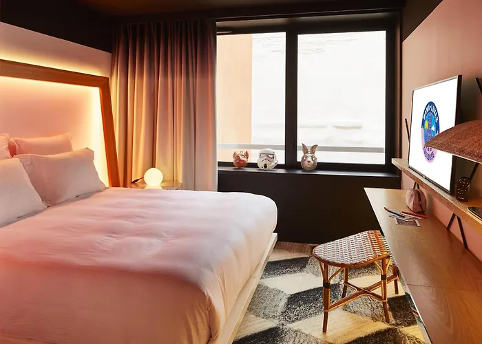 Hotel Mama Shelter 4*