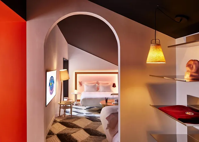 Mama Shelter Hotel 4*