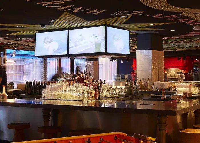 فندق Mama Shelter