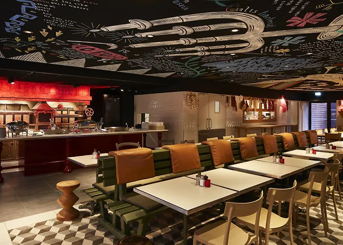 Hotel Mama Shelter 4*