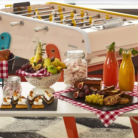 Mama Shelter Hotel 4*