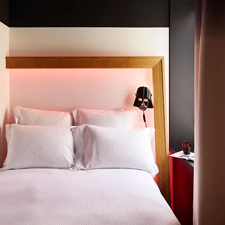 Mama Shelter Otel 4*