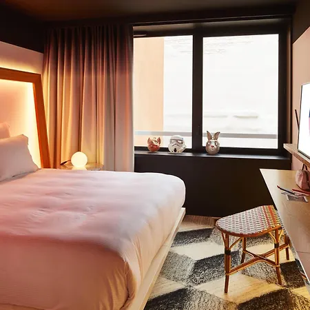 Otel Mama Shelter 4*