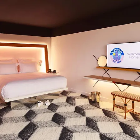 Mama Shelter Hotel 4*